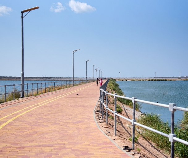 Модель набережной Саки, скоро заменим на реальное фото