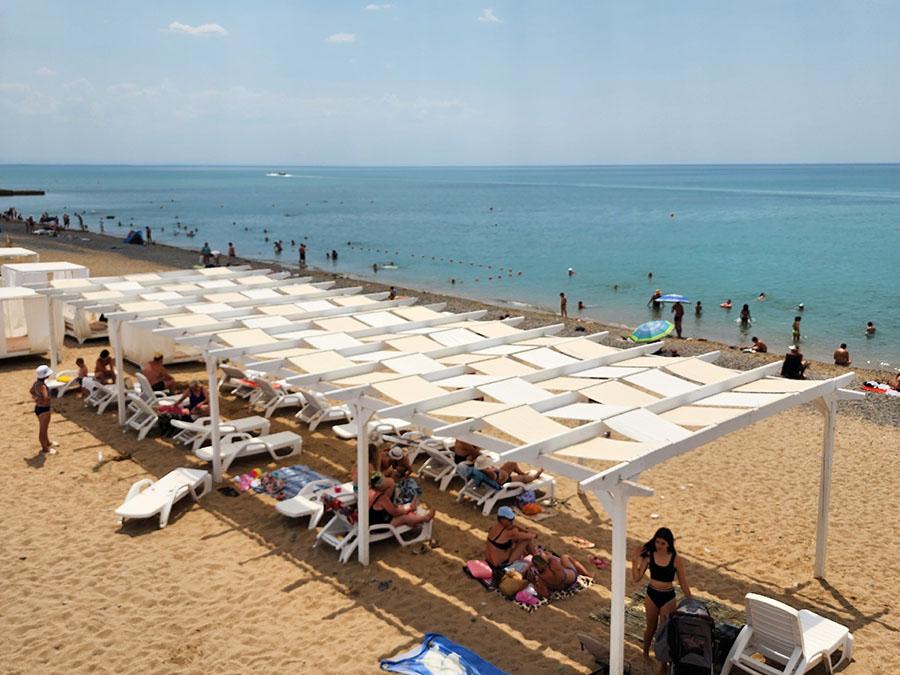 Номера базы отдыха Прибой в Саках