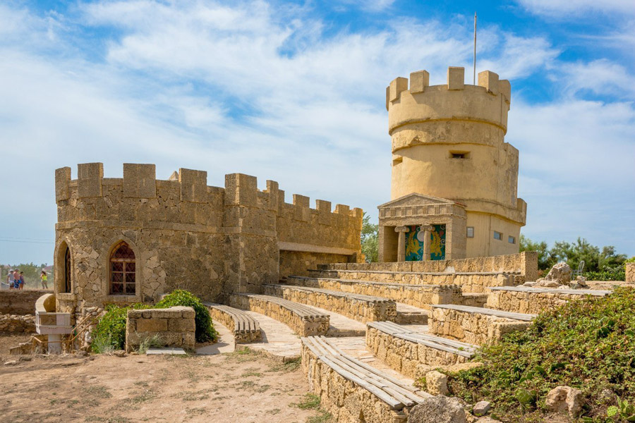 Музей крепость Кара-Тобе в Саки