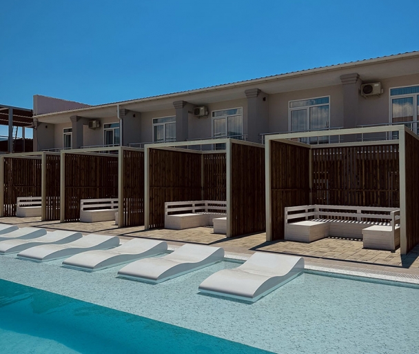 крым отели с бассейном 1 линия